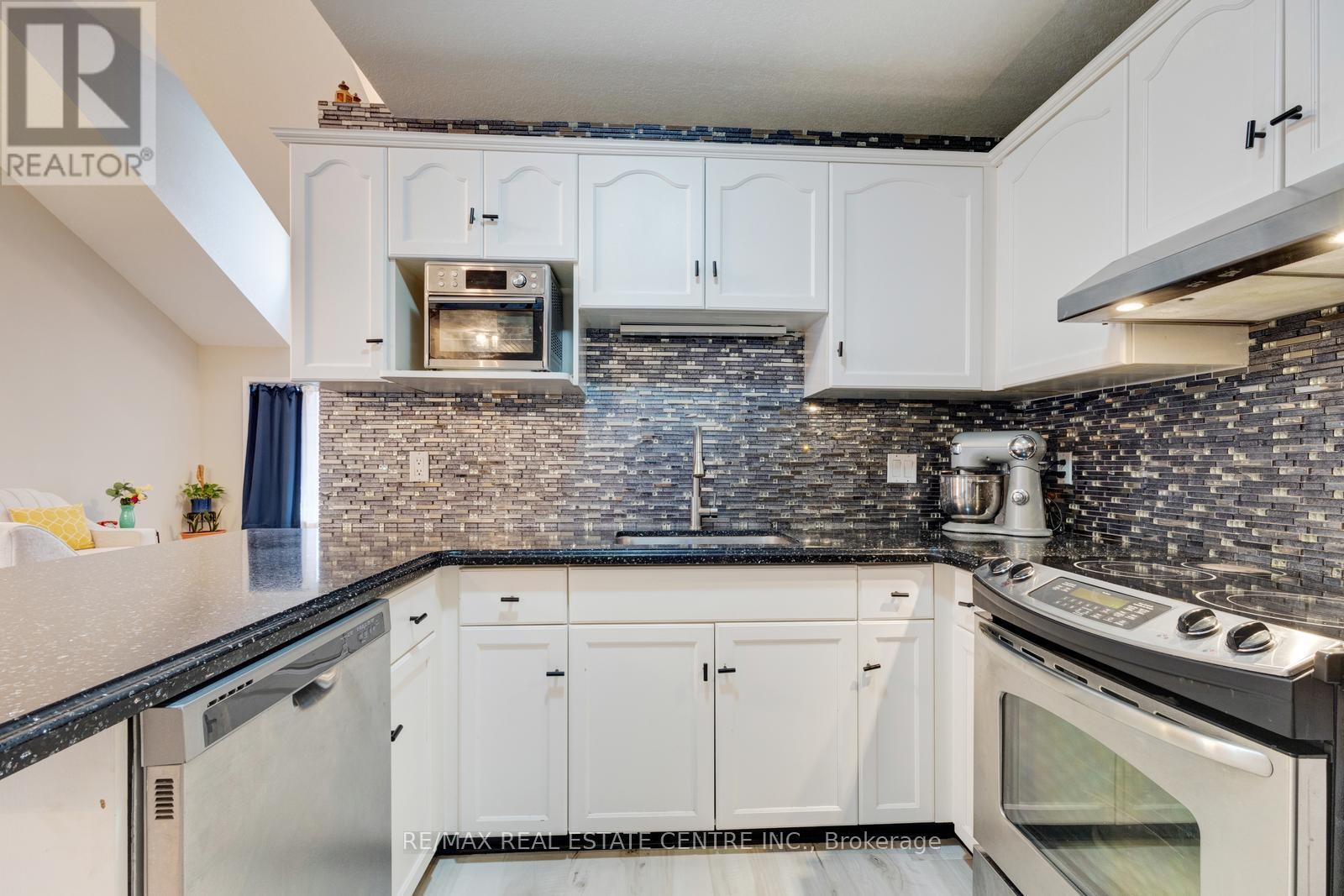 103 Biscayne Crescent, Orangeville, Ontario  L9W 5E5 - Photo 22 - W12957856