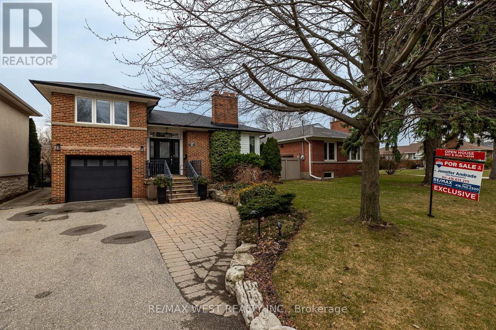 17 Saybrook Avenue, Toronto, Ontario  M8Z 2V3 - Photo 2 - W12960136