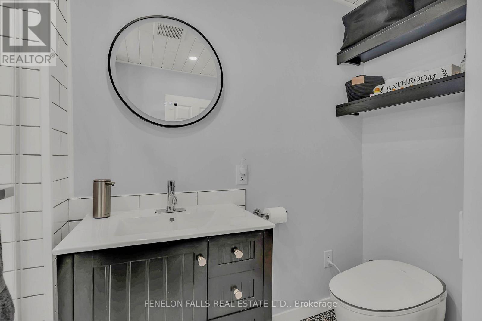 30 Jones Avenue, Kawartha Lakes, Ontario  K0M 1G0 - Photo 27 - X12967894