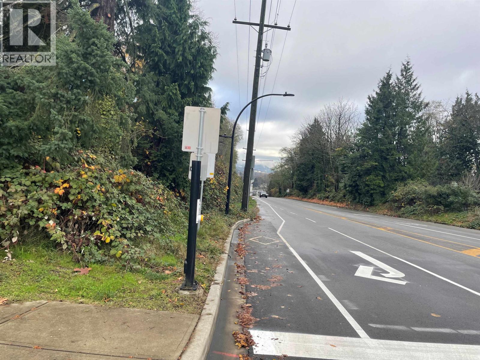 808 E 3rd Street, North Vancouver, British Columbia  V7L 1H1 - Photo 4 - R3107658