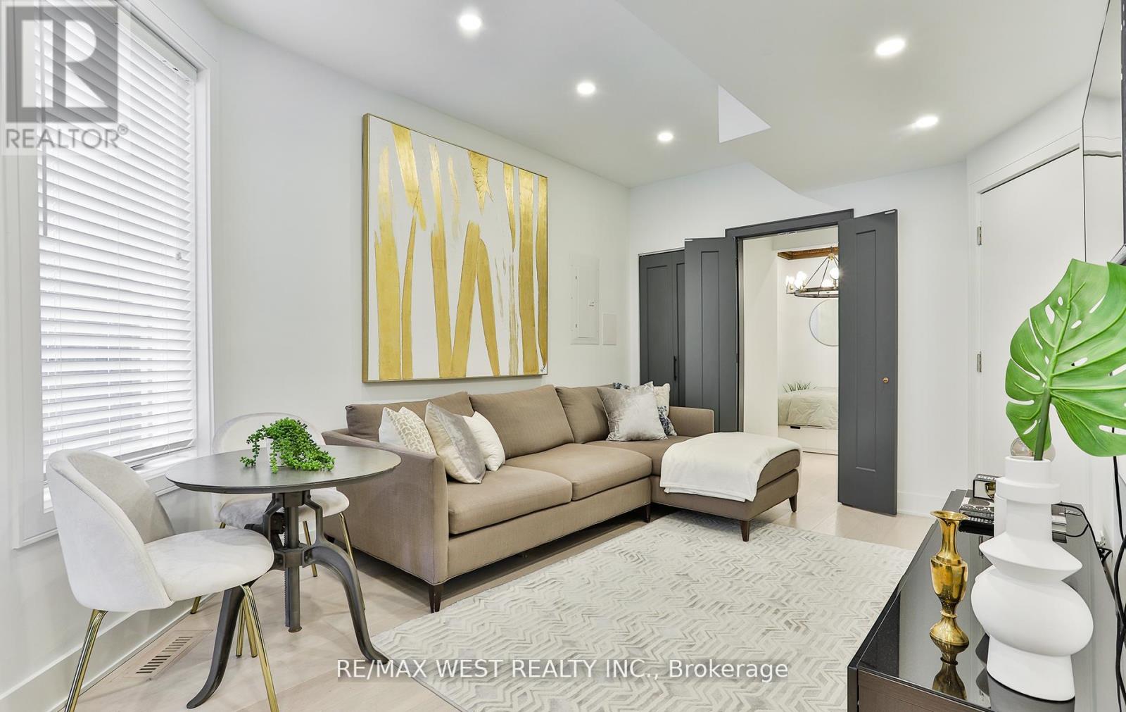 734 Shaw Street, Toronto, Ontario  M6G 3L7 - Photo 19 - C12967862