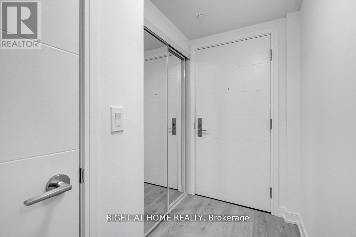 1502 - 50 Wellesley Street E, Toronto, Ontario  M4Y 1G2 - Photo 2 - C12967898