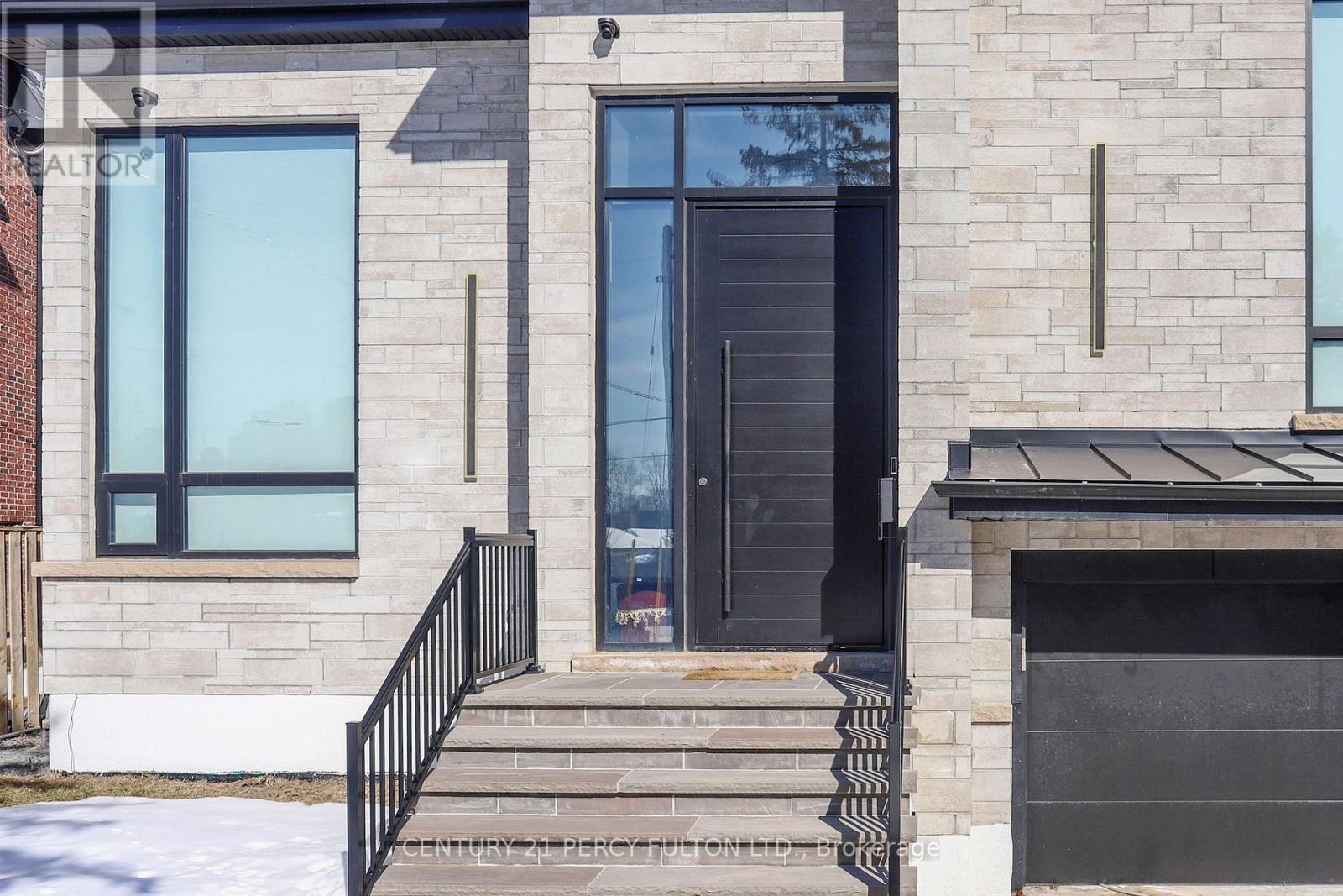 128 Anndale Drive, Toronto, Ontario  M2N 2X5 - Photo 5 - C12967928