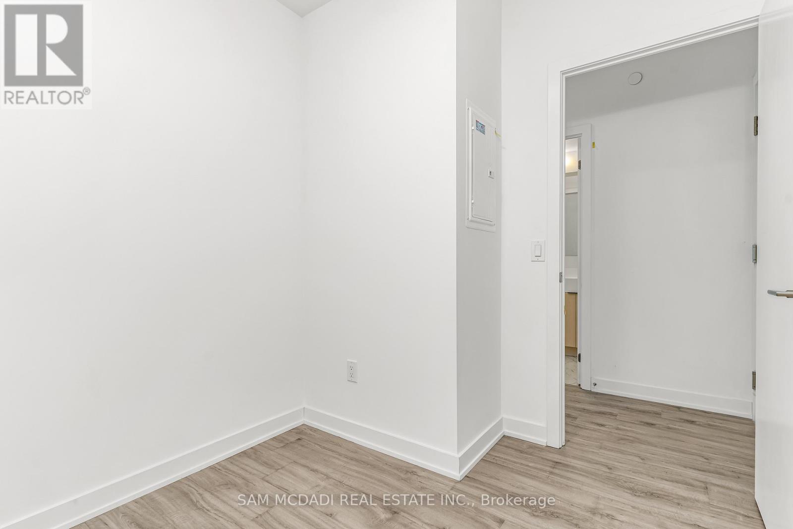 703 - 252 Church Street, Toronto, Ontario  M5B 1Z2 - Photo 10 - C12967966