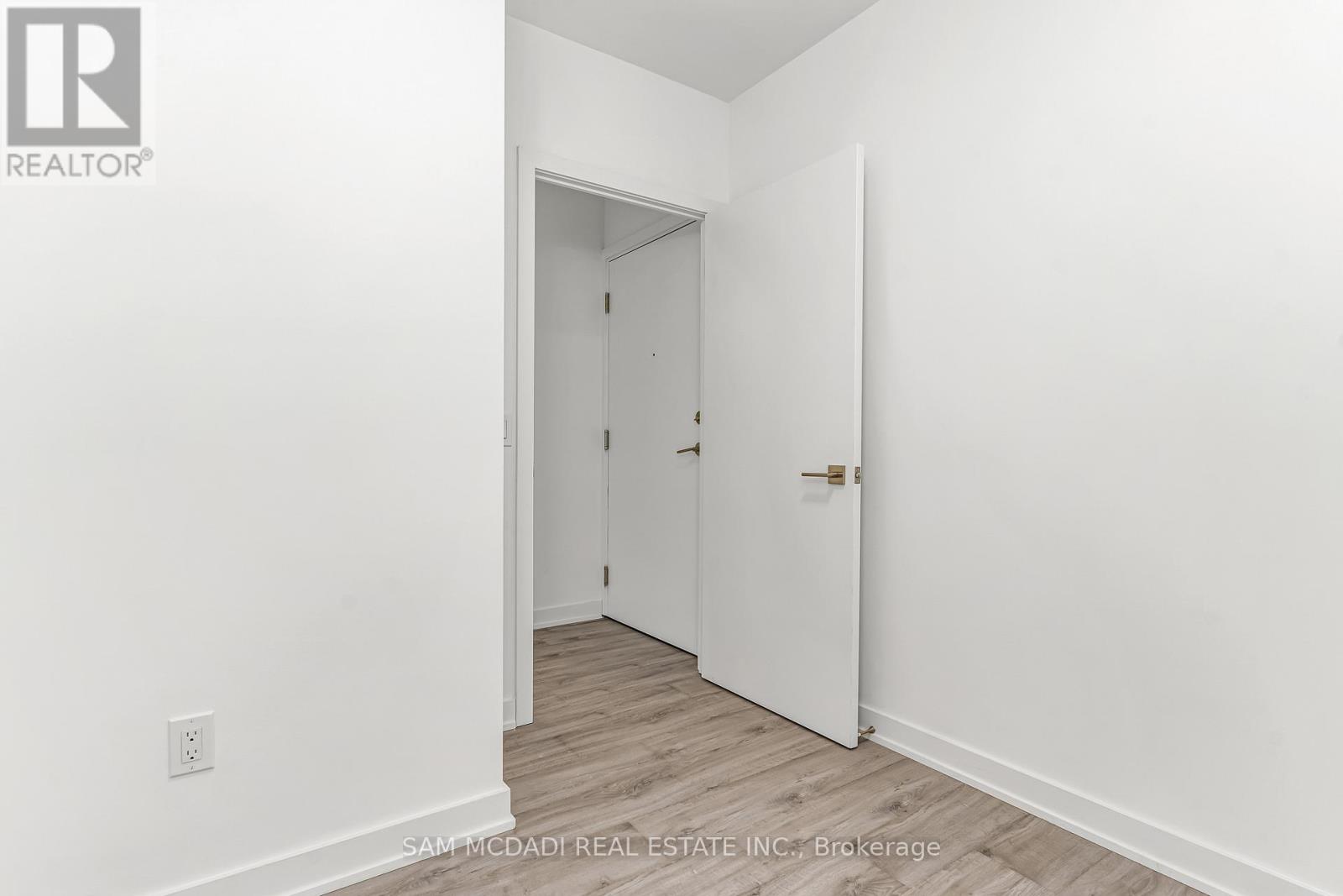 703 - 252 Church Street, Toronto, Ontario  M5B 1Z2 - Photo 11 - C12967966