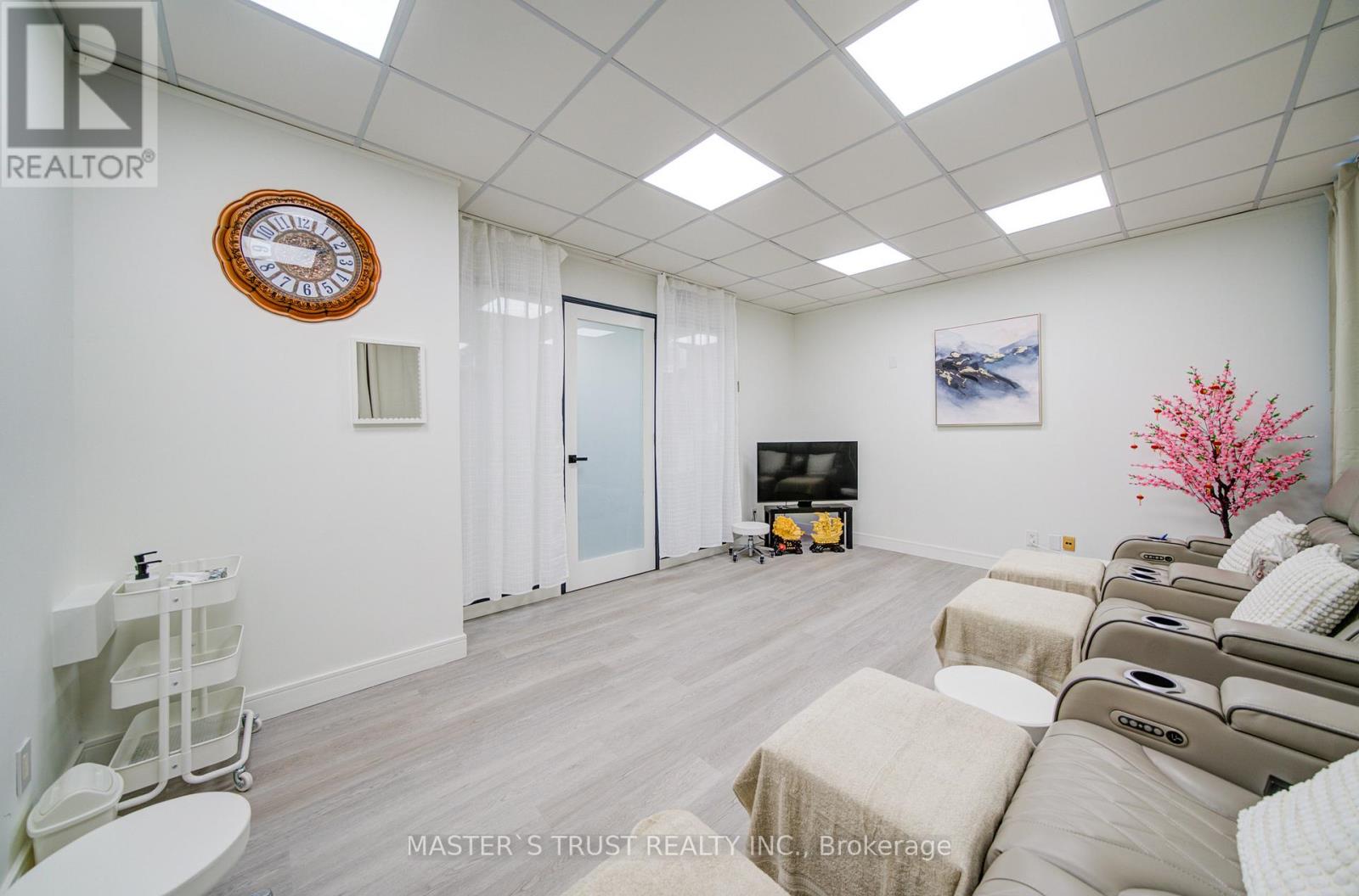 2nd Floor - 1300 Bay Street, Toronto, Ontario  M5R 3K8 - Photo 14 - C12967974