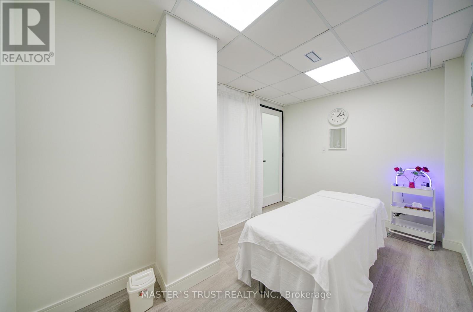 2nd Floor - 1300 Bay Street, Toronto, Ontario  M5R 3K8 - Photo 18 - C12967974