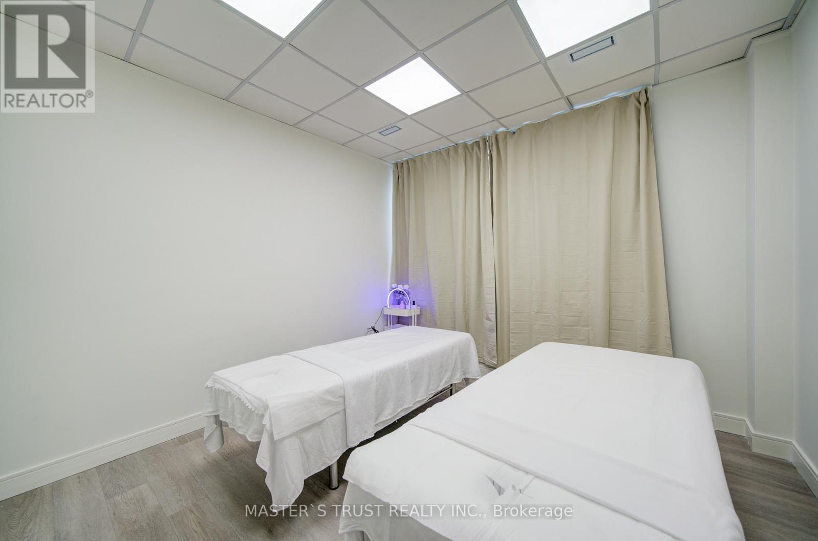 2nd Floor - 1300 Bay Street, Toronto, Ontario  M5R 3K8 - Photo 21 - C12967974