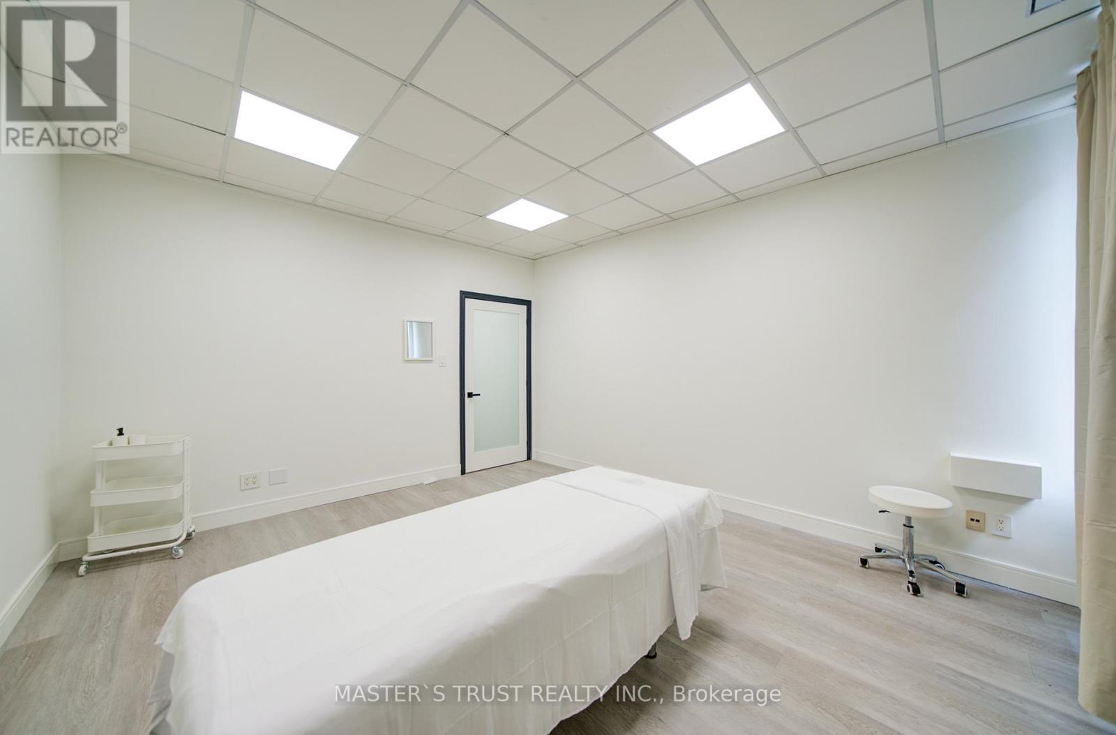 2nd Floor - 1300 Bay Street, Toronto, Ontario  M5R 3K8 - Photo 35 - C12967974