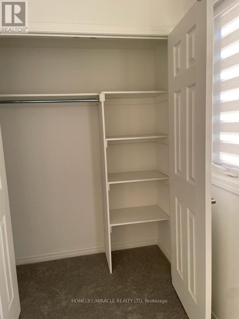 1392 Coral Springs Path, Oshawa, Ontario  L1K 3G1 - Photo 10 - E12967876