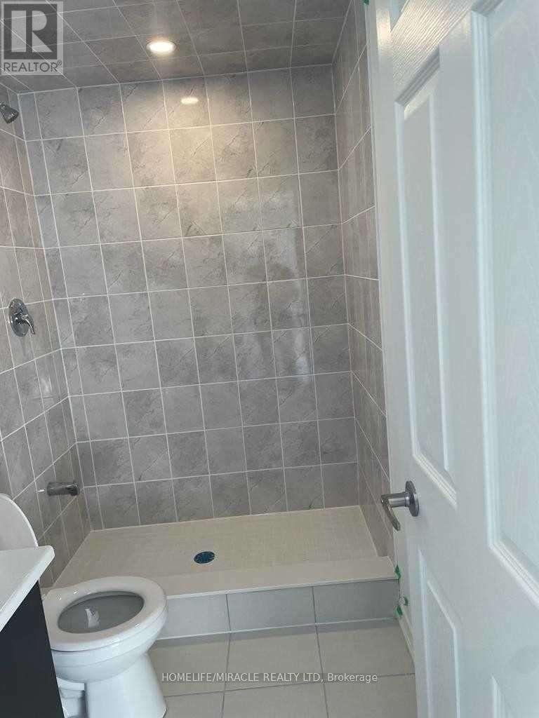 1392 Coral Springs Path, Oshawa, Ontario  L1K 3G1 - Photo 11 - E12967876