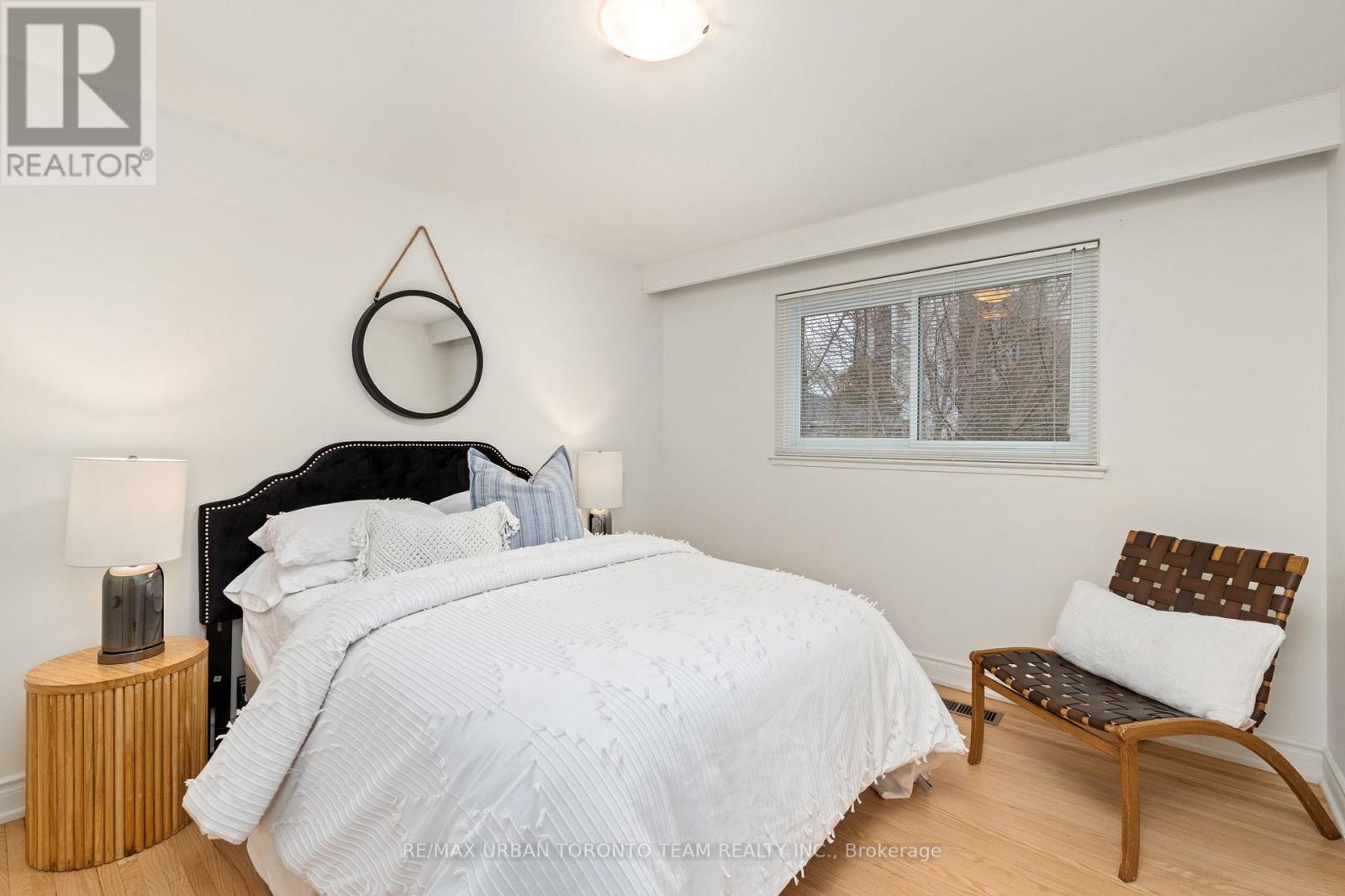 57 Bledlow Manor Drive, Toronto, Ontario  M1E 1B1 - Photo 15 - E12967892