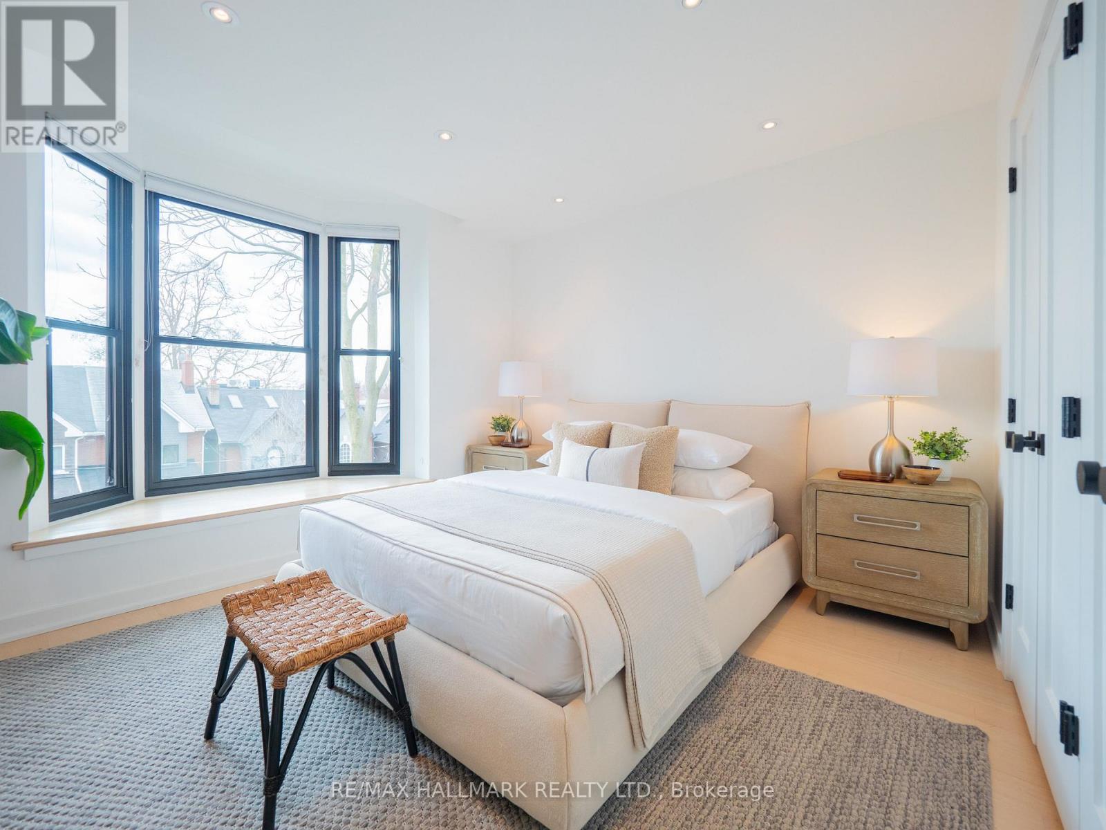 192 Withrow Avenue, Toronto, Ontario  M4K 1E1 - Photo 22 - E12967908