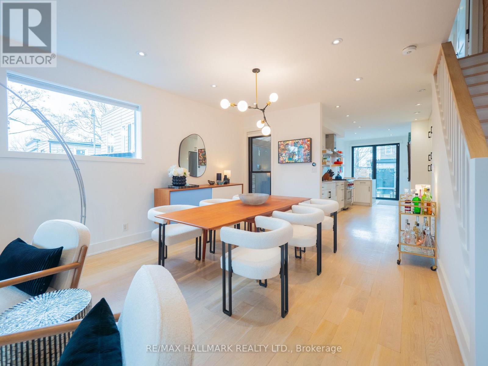 192 Withrow Avenue, Toronto, Ontario  M4K 1E1 - Photo 9 - E12967908