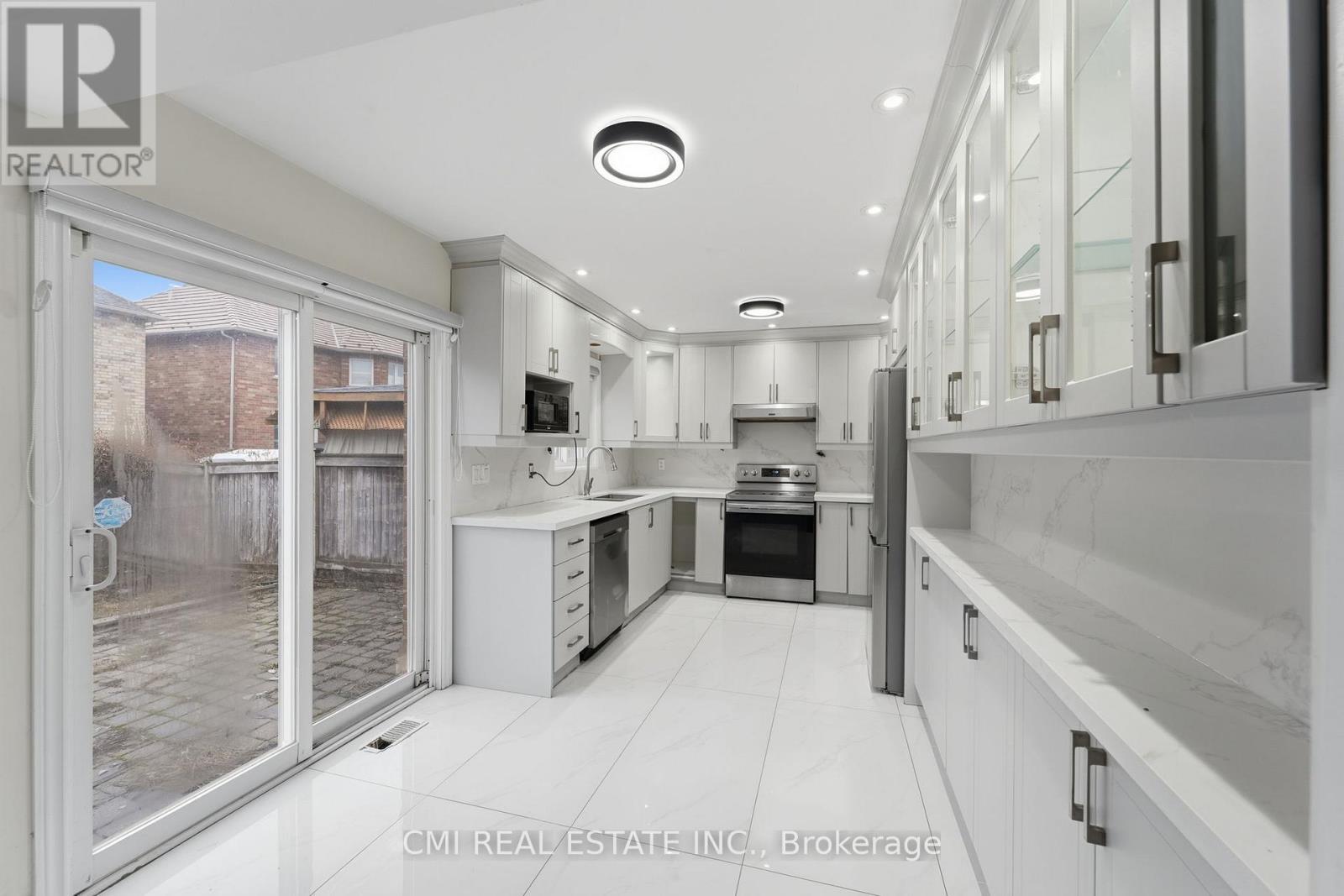 37 Rivendell Trail, Toronto, Ontario  M1X 2C2 - Photo 24 - E12967910