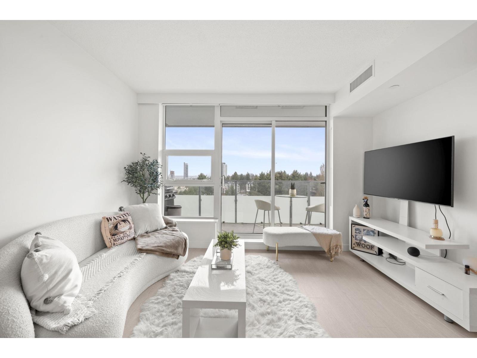 1202 13778 100 Avenue, Surrey, British Columbia  V3T 0V3 - Photo 11 - R3108003