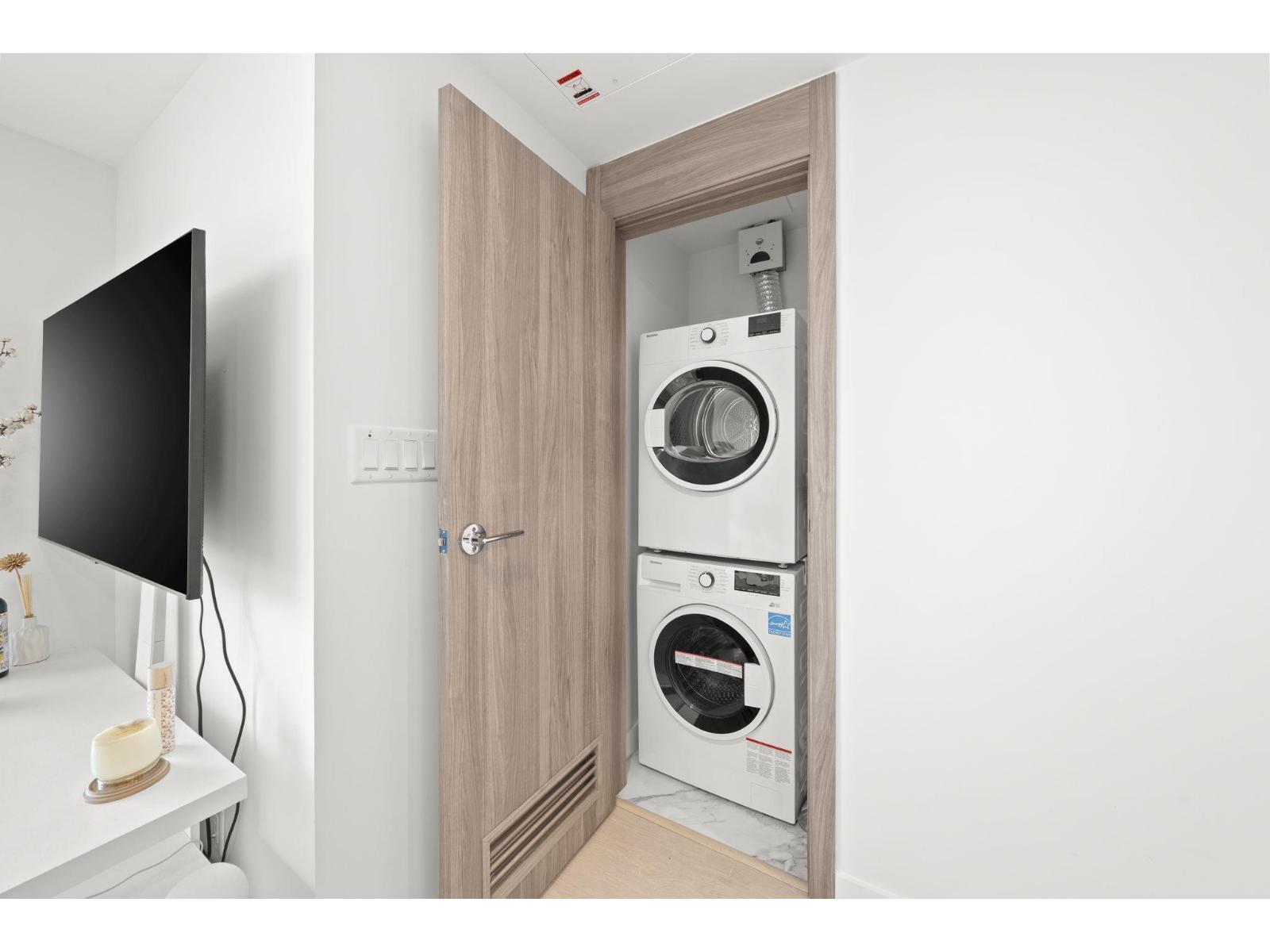 1202 13778 100 Avenue, Surrey, British Columbia  V3T 0V3 - Photo 18 - R3108003