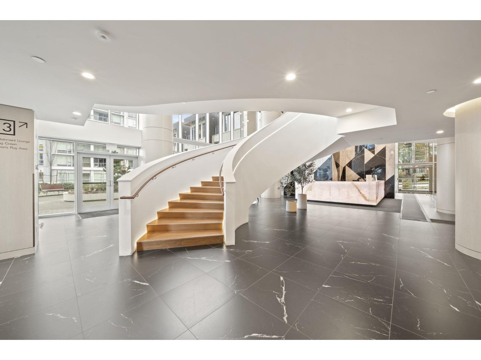 1202 13778 100 Avenue, Surrey, British Columbia  V3T 0V3 - Photo 5 - R3108003