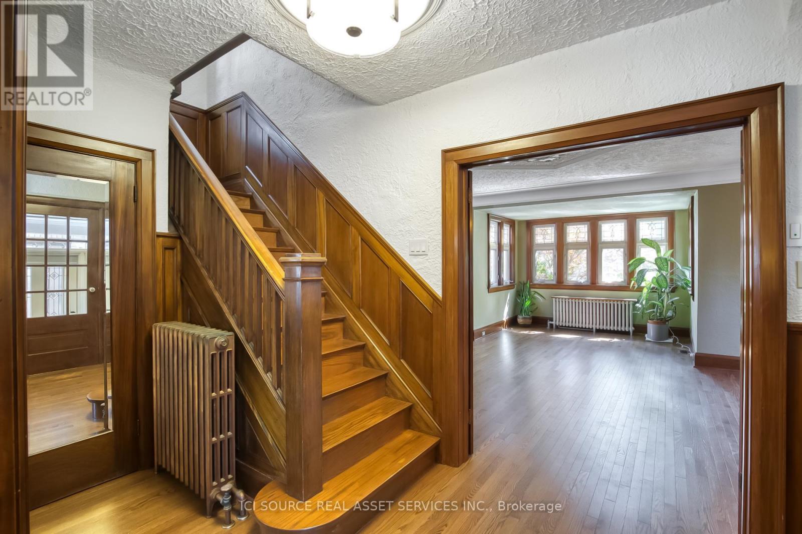 34 Rusholme Drive, Toronto, Ontario  M6J 3J9 - Photo 11 - C12906532