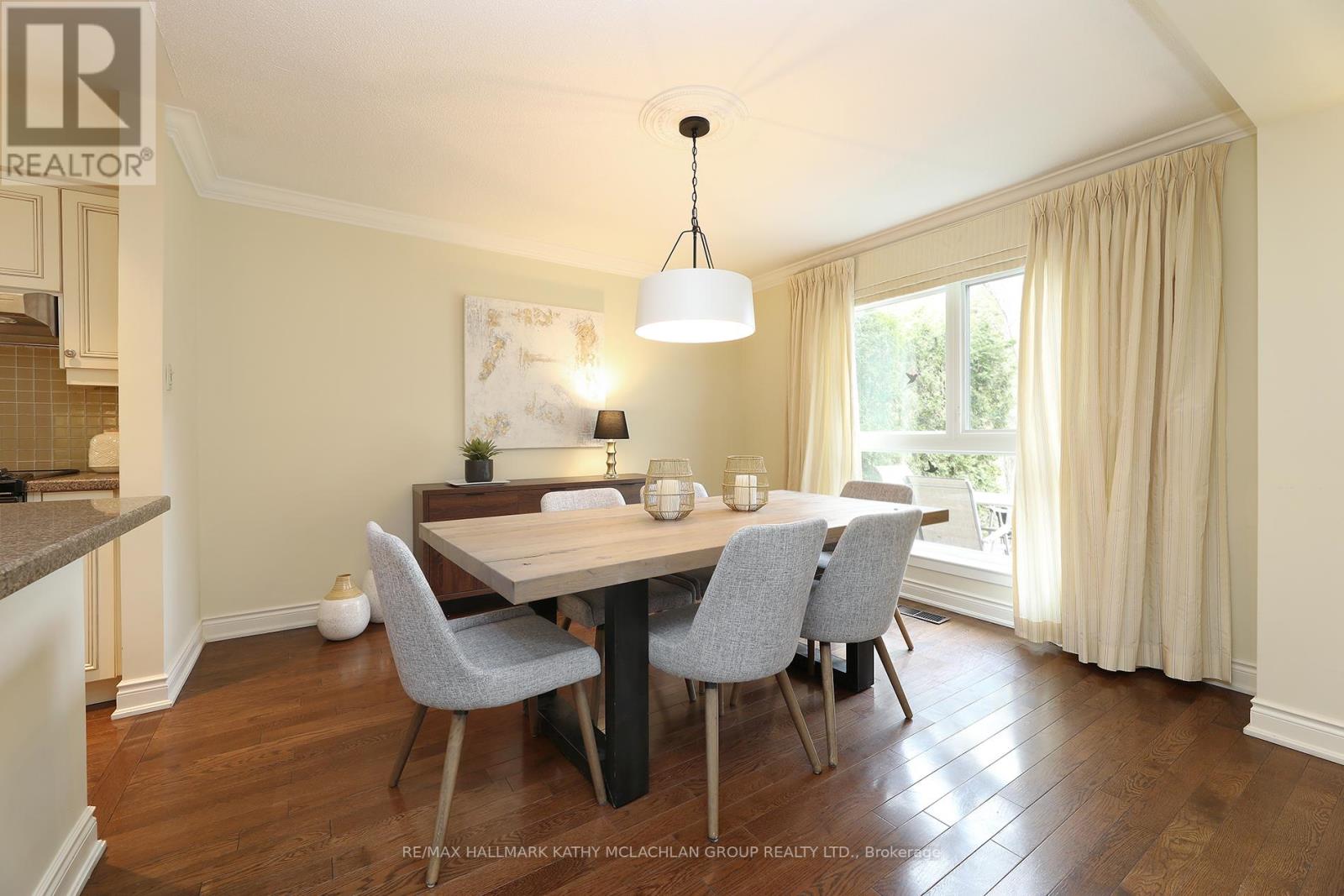 38 Crimson Millway, Toronto, Ontario  M2L 1T6 - Photo 10 - C12963100