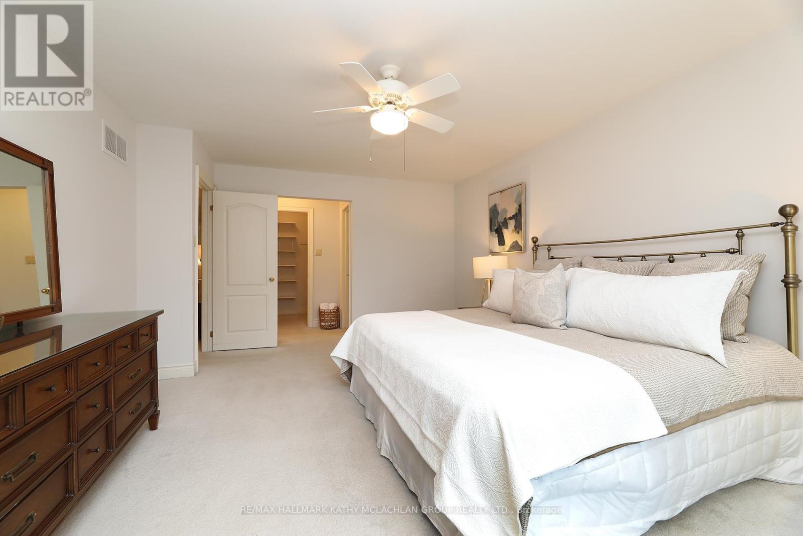 38 Crimson Millway, Toronto, Ontario  M2L 1T6 - Photo 19 - C12963100