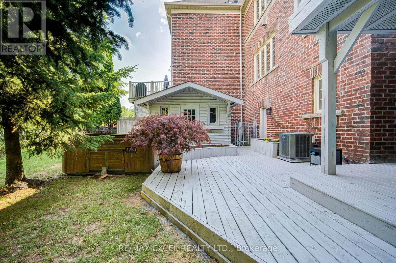 144 Chapman Court, Aurora, Ontario  L4G 0E2 - Photo 41 - N12967888