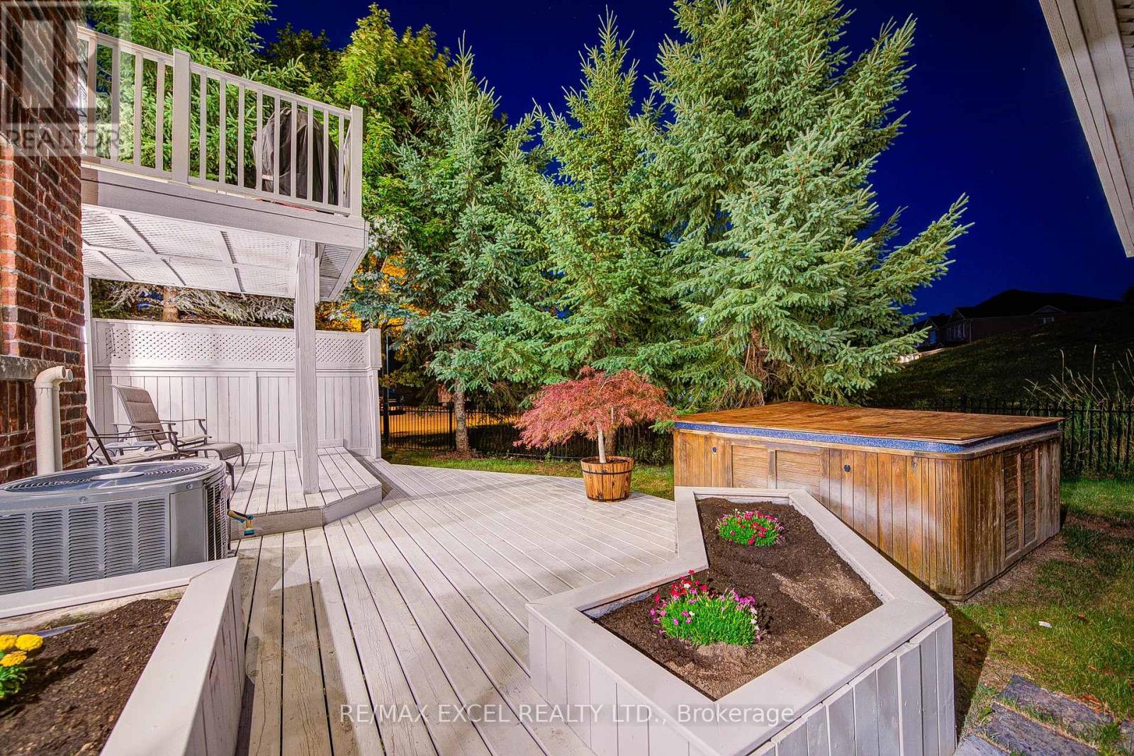 144 Chapman Court, Aurora, Ontario  L4G 0E2 - Photo 45 - N12967888