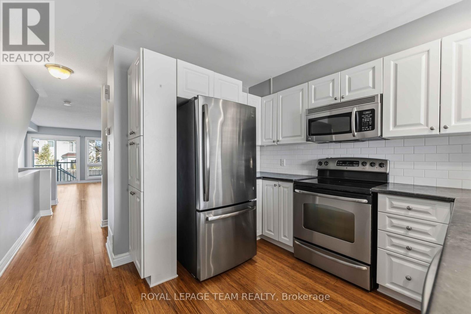 A - 405 Chapman Mills Drive, Ottawa, Ontario  K2J 0M7 - Photo 11 - X12965900