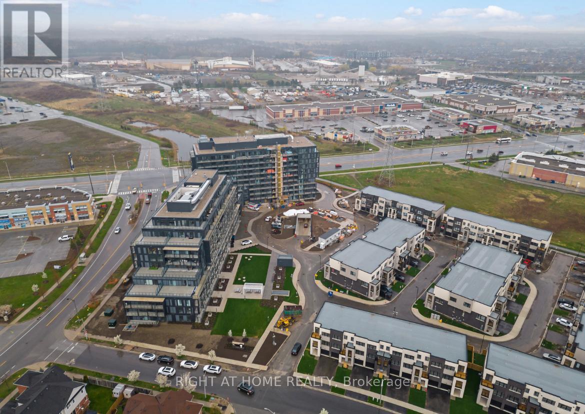 B613 - 3200 Dakota Common, Burlington, Ontario  L7M 2A9 - Photo 25 - W12967884