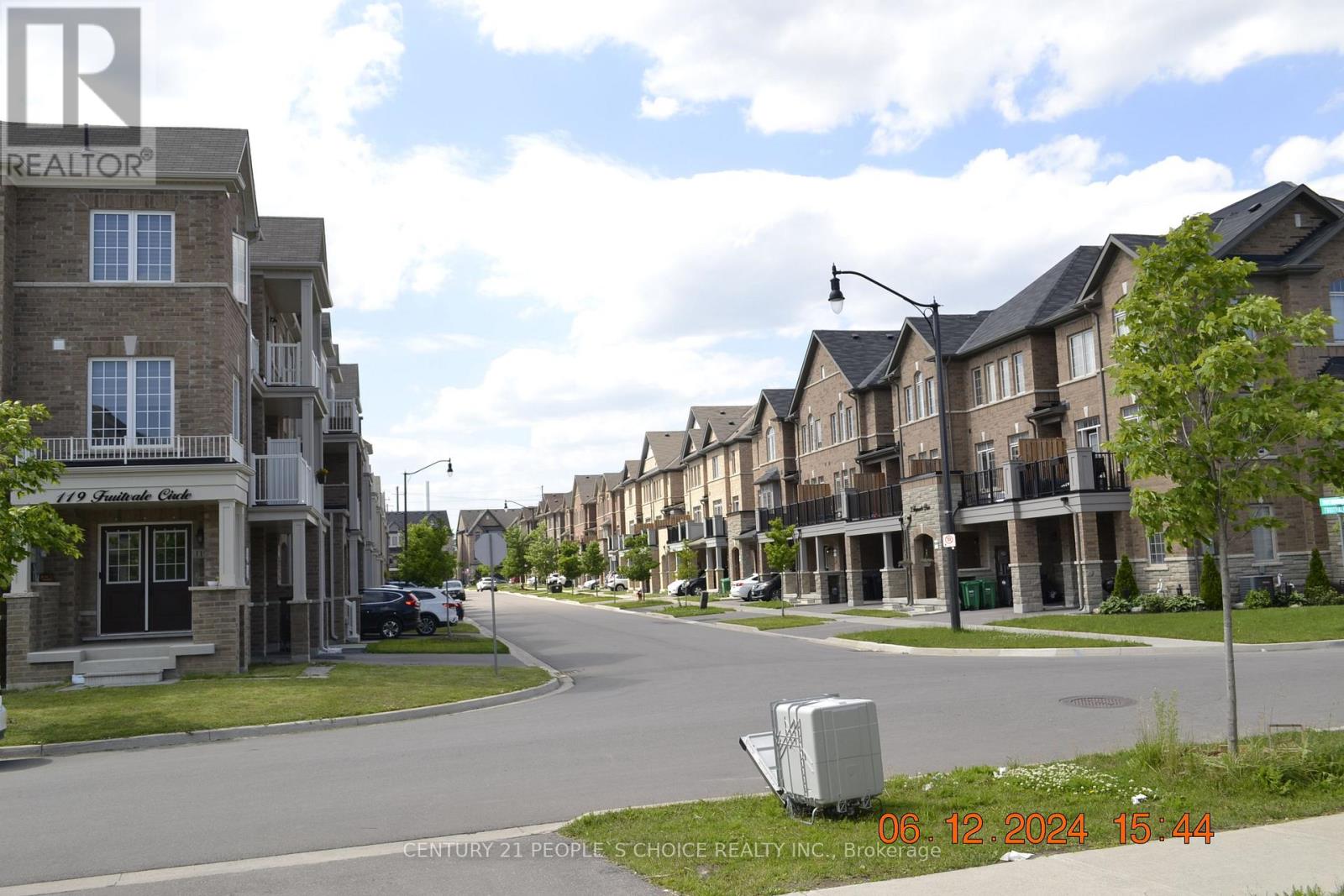 206 Fruitvale Circle, Brampton, Ontario  L7A 5C3 - Photo 15 - W12967930