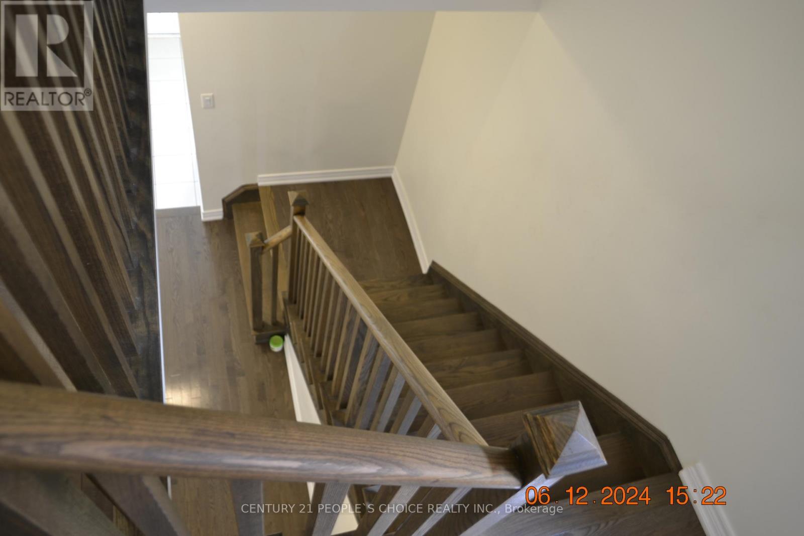 206 Fruitvale Circle, Brampton, Ontario  L7A 5C3 - Photo 9 - W12967930