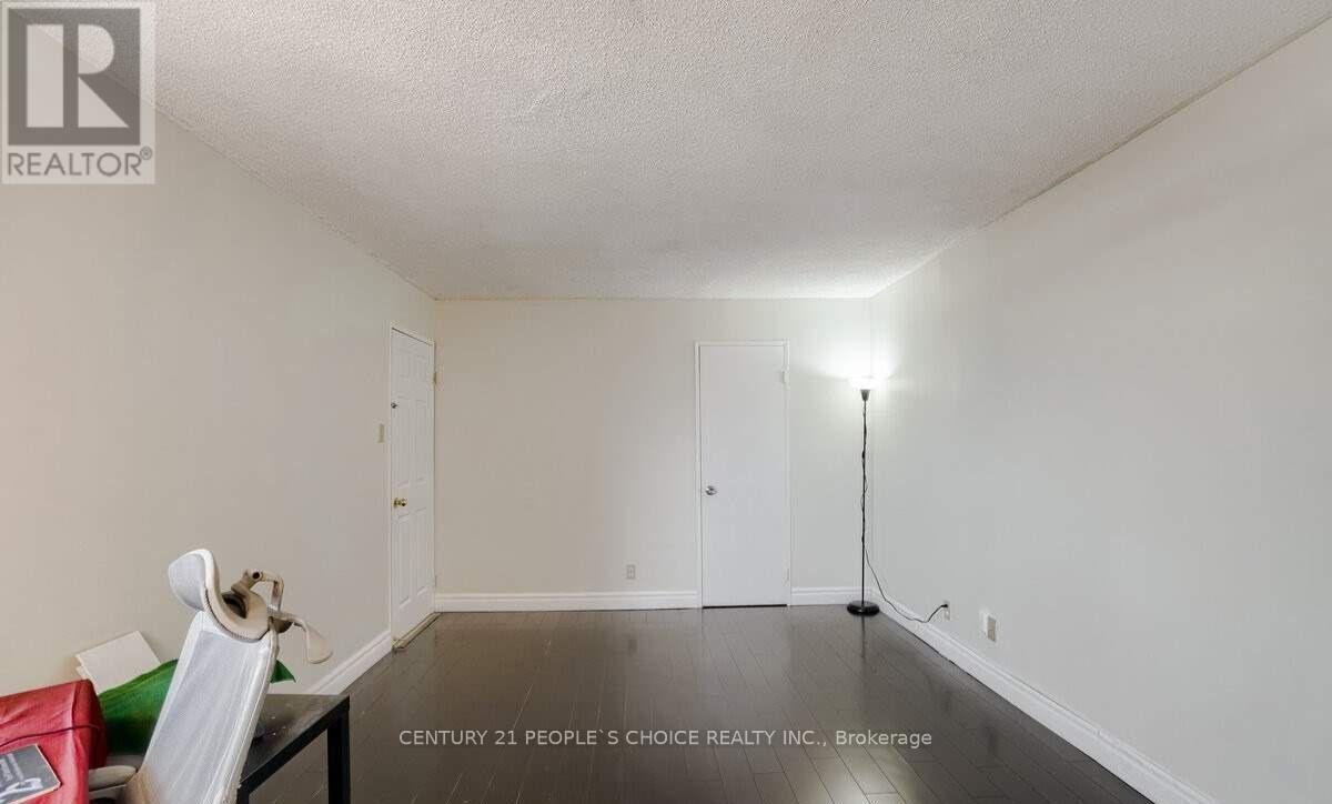 411 - 41 Markbrook Lane, Toronto, Ontario  M9V 5E6 - Photo 14 - W12967976