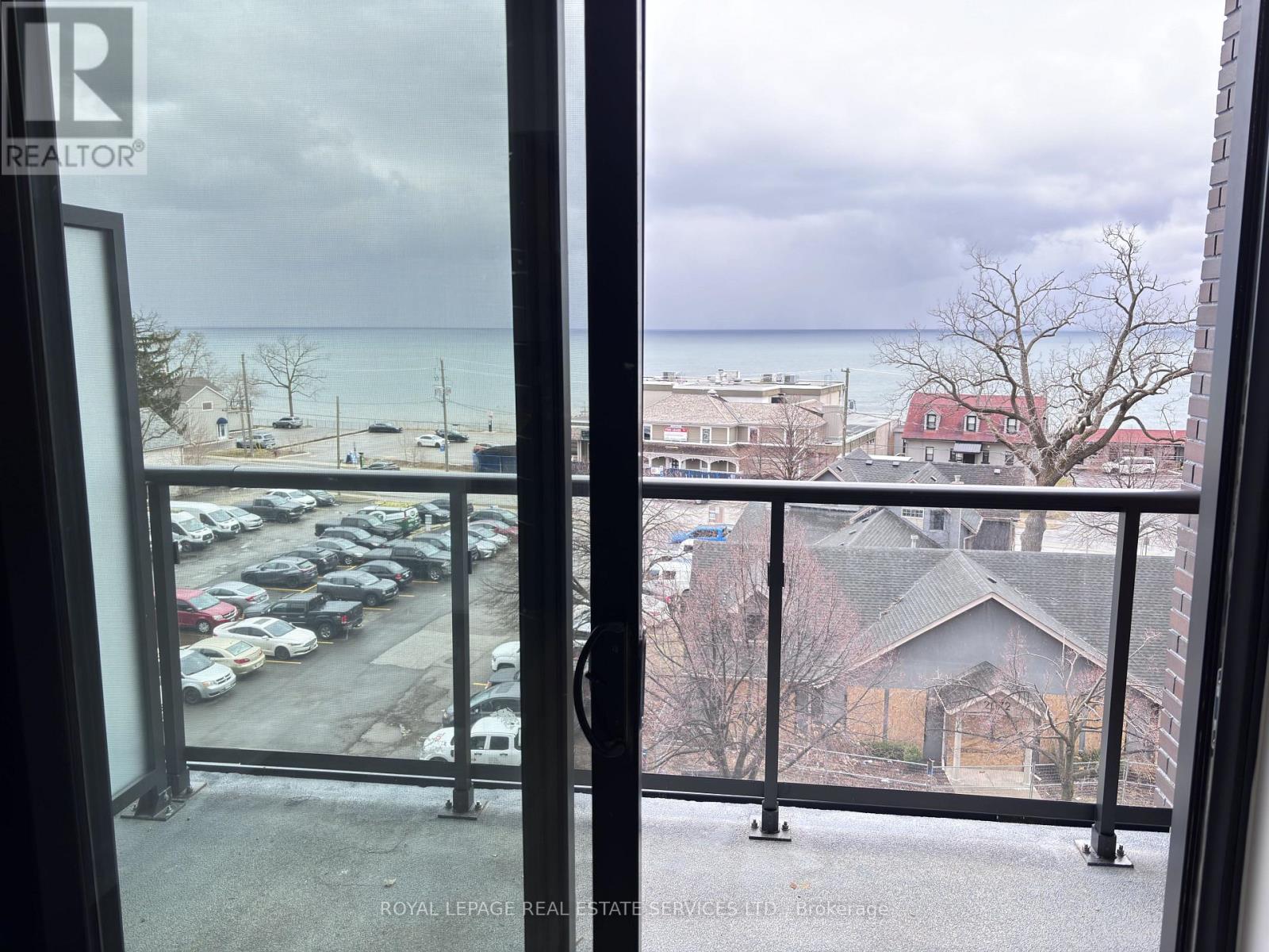 408 - 2075 Lakeshore Road, Burlington, Ontario  L7R 1E2 - Photo 9 - W12967978