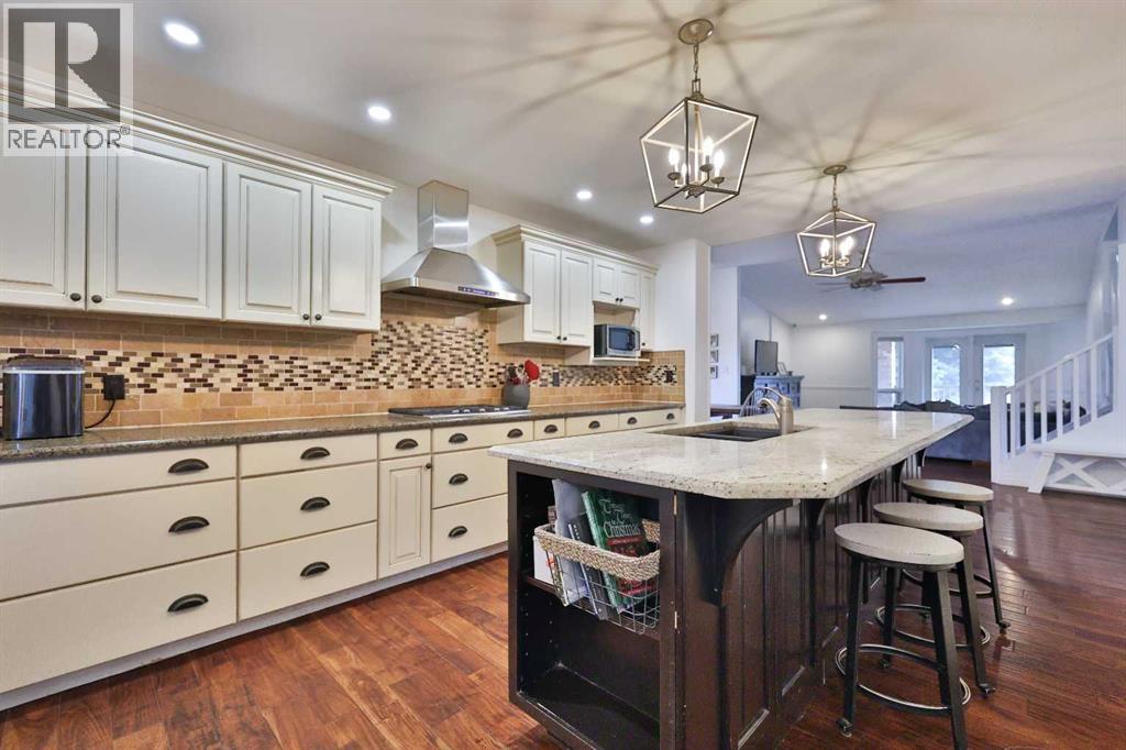 182 S 3 Street E, Magrath, Alberta  T0K 1J0 - Photo 6 - A2288069