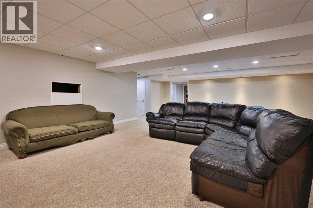 182 S 3 Street E, Magrath, Alberta  T0K 1J0 - Photo 36 - A2288069