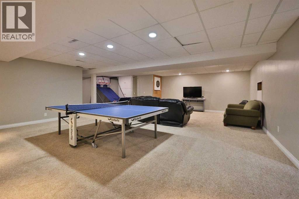 182 S 3 Street E, Magrath, Alberta  T0K 1J0 - Photo 38 - A2288069