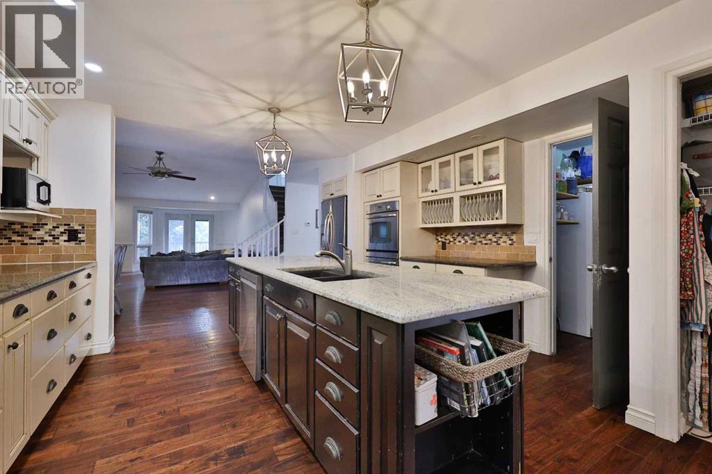 182 S 3 Street E, Magrath, Alberta  T0K 1J0 - Photo 7 - A2288069