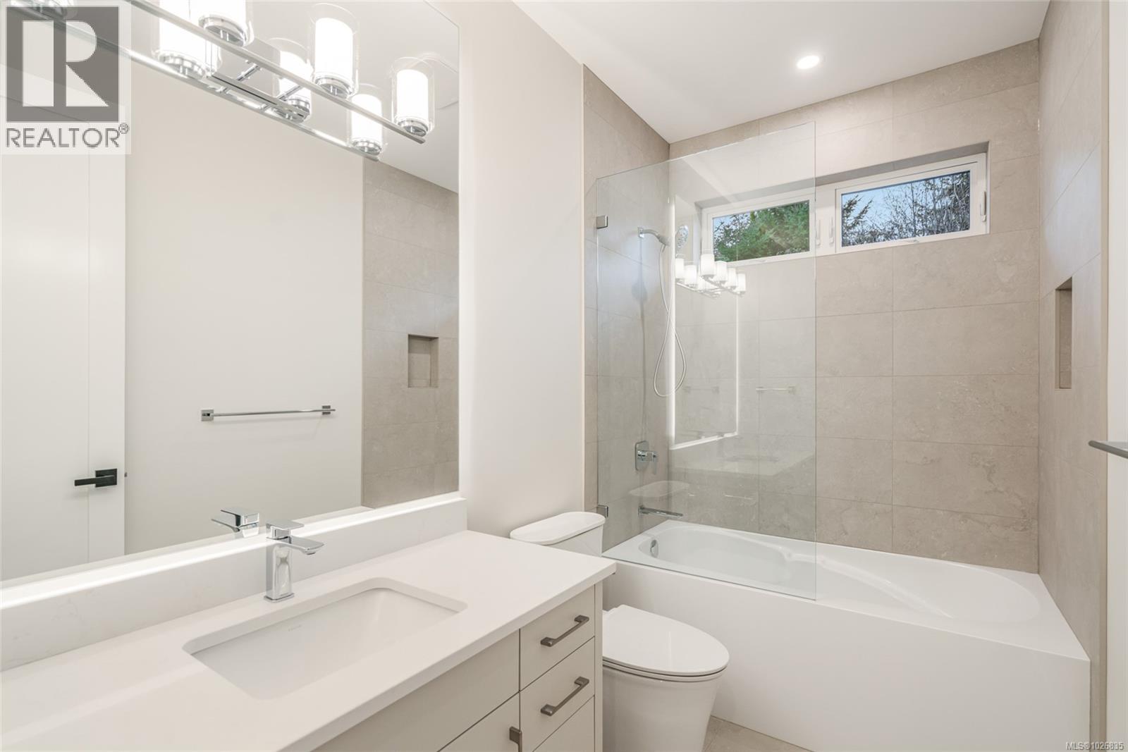 513 Hole-In-One Dr, Qualicum Beach, British Columbia  V9K 0B9 - Photo 16 - 1026835