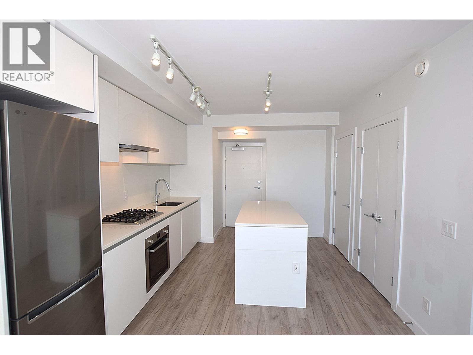 605 652 Whiting Way, Coquitlam, British Columbia  V3J 0K3 - Photo 23 - R3101740