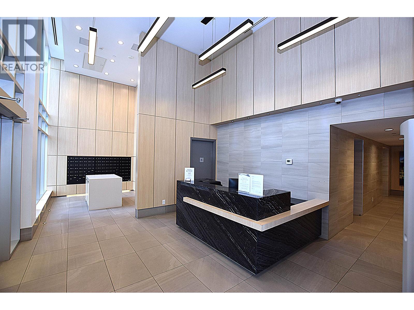 605 652 Whiting Way, Coquitlam, British Columbia V3J 0K3 - Photo 2 - R3101740