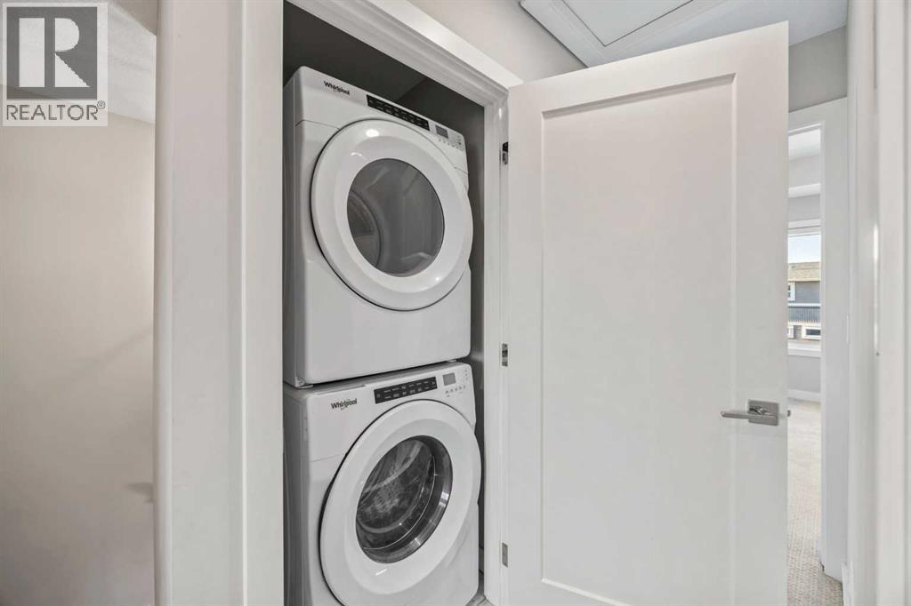 204 Chelsea Manor, Chestermere, Alberta  T1X 2P5 - Photo 23 - A2278772