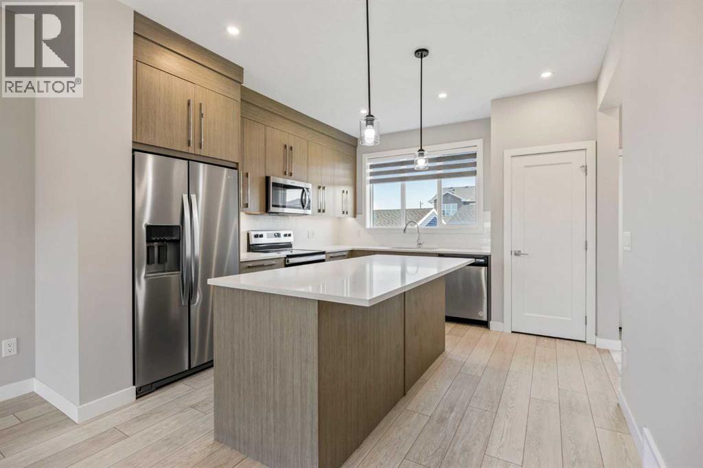 204 Chelsea Manor, Chestermere, Alberta  T1X 2P5 - Photo 12 - A2278772