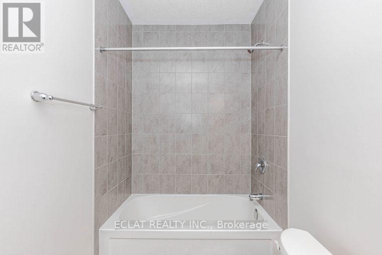 36 Vitality Drive, Kitchener, Ontario  N2R 0R7 - Photo 30 - X12967890