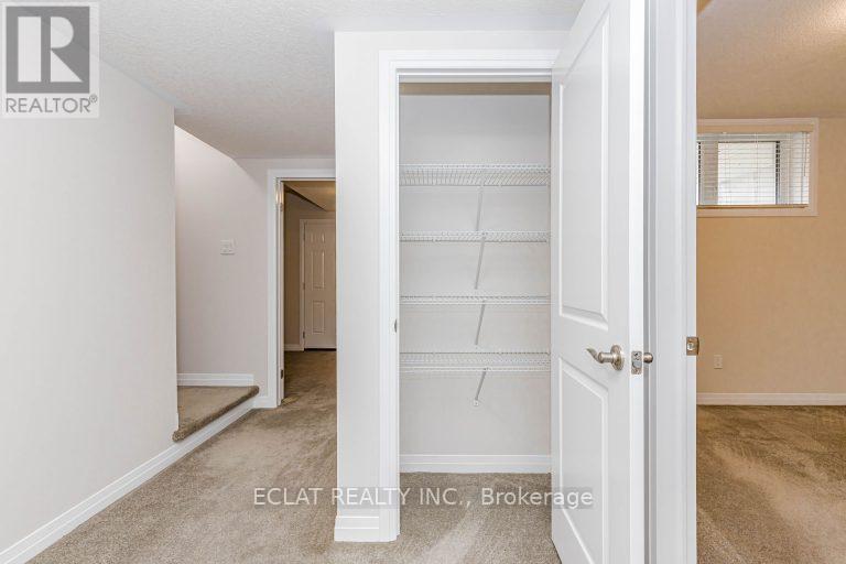 36 Vitality Drive, Kitchener, Ontario  N2R 0R7 - Photo 34 - X12967890