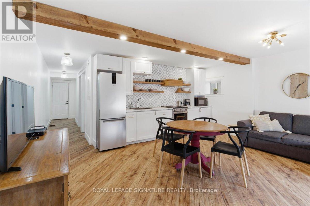 52 PICTON MAIN STREET, Prince Edward County, Ontario