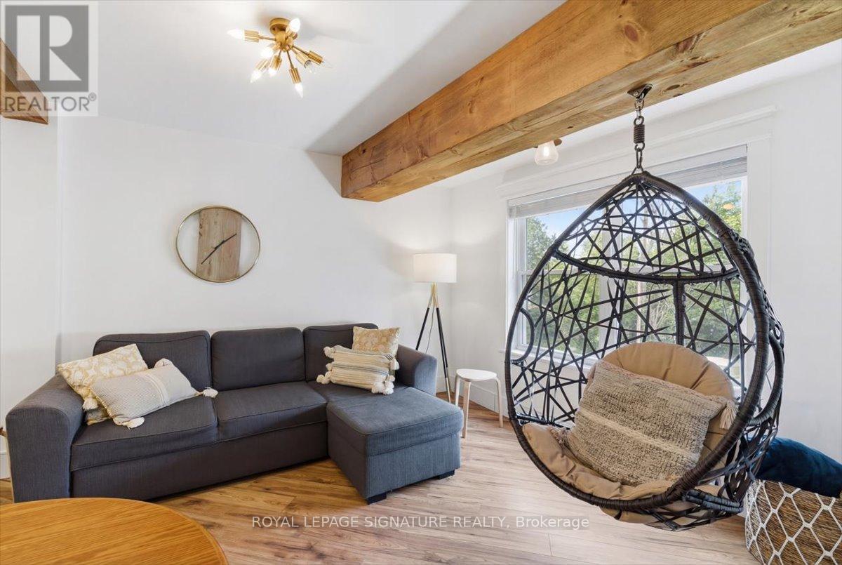 52 Picton Main Street, Prince Edward County, Ontario  K0K 2T0 - Photo 9 - X12967902