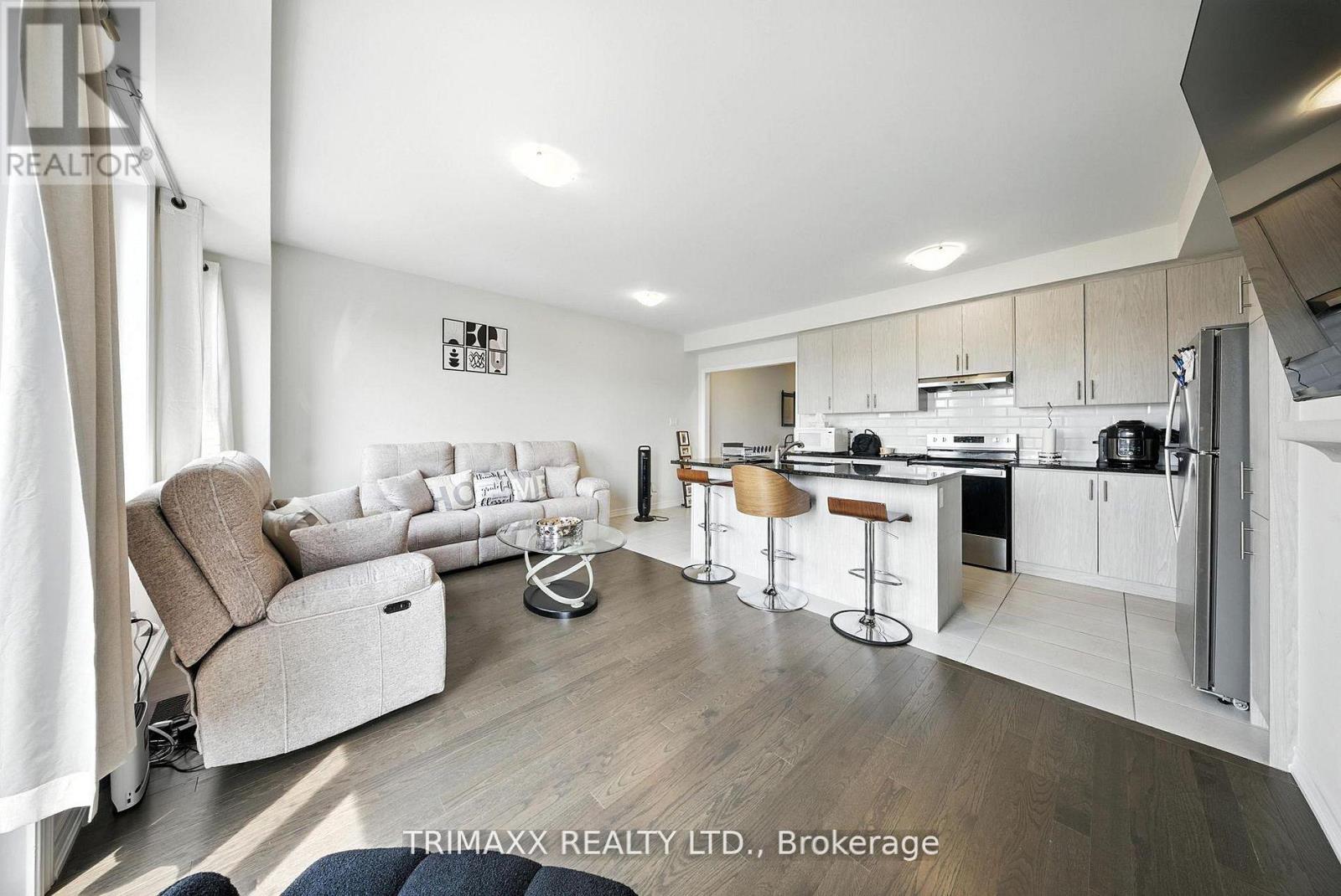 19 Molnar Crescent, Brantford, Ontario  N3T 0X3 - Photo 10 - X12967960