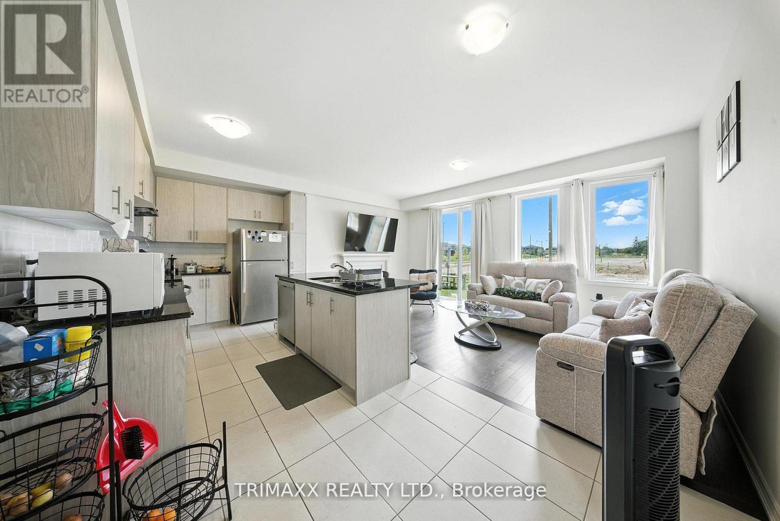 19 Molnar Crescent, Brantford, Ontario  N3T 0X3 - Photo 7 - X12967960