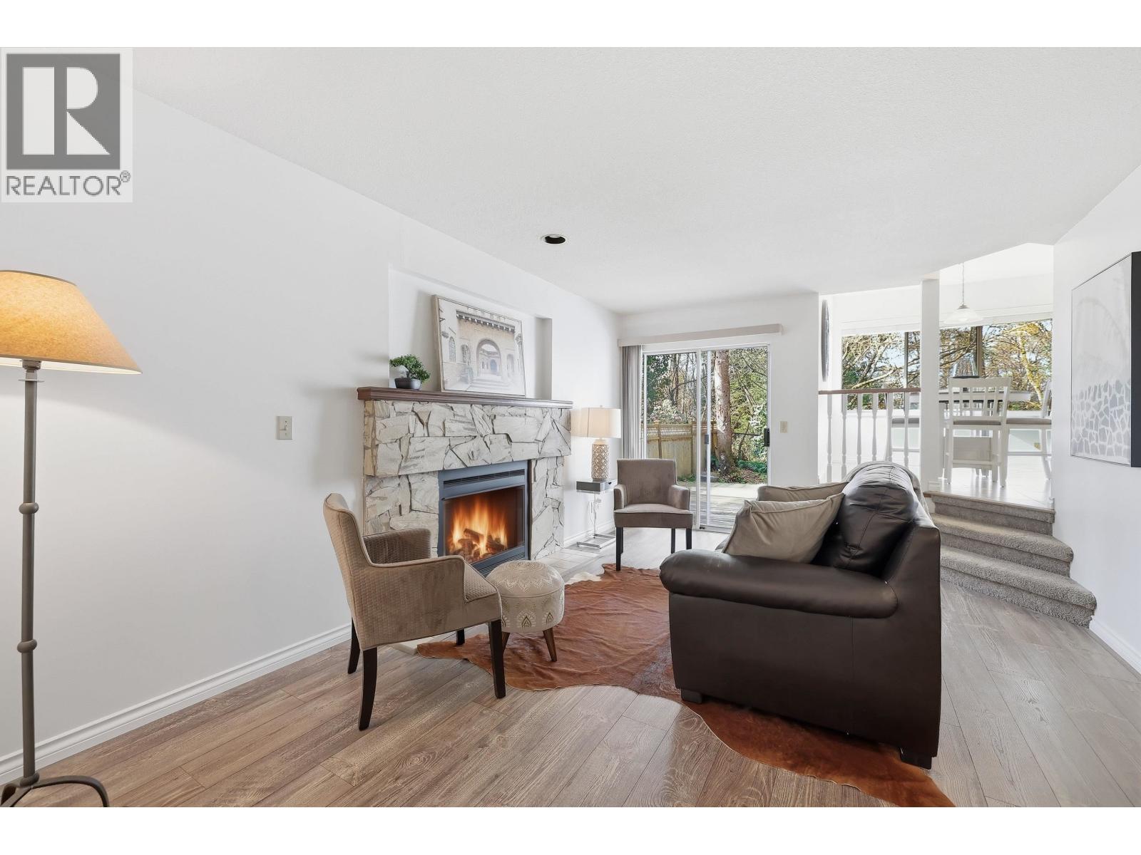 1330 Cimarron Drive, Coquitlam, British Columbia  V3B 7B3 - Photo 8 - R3107324