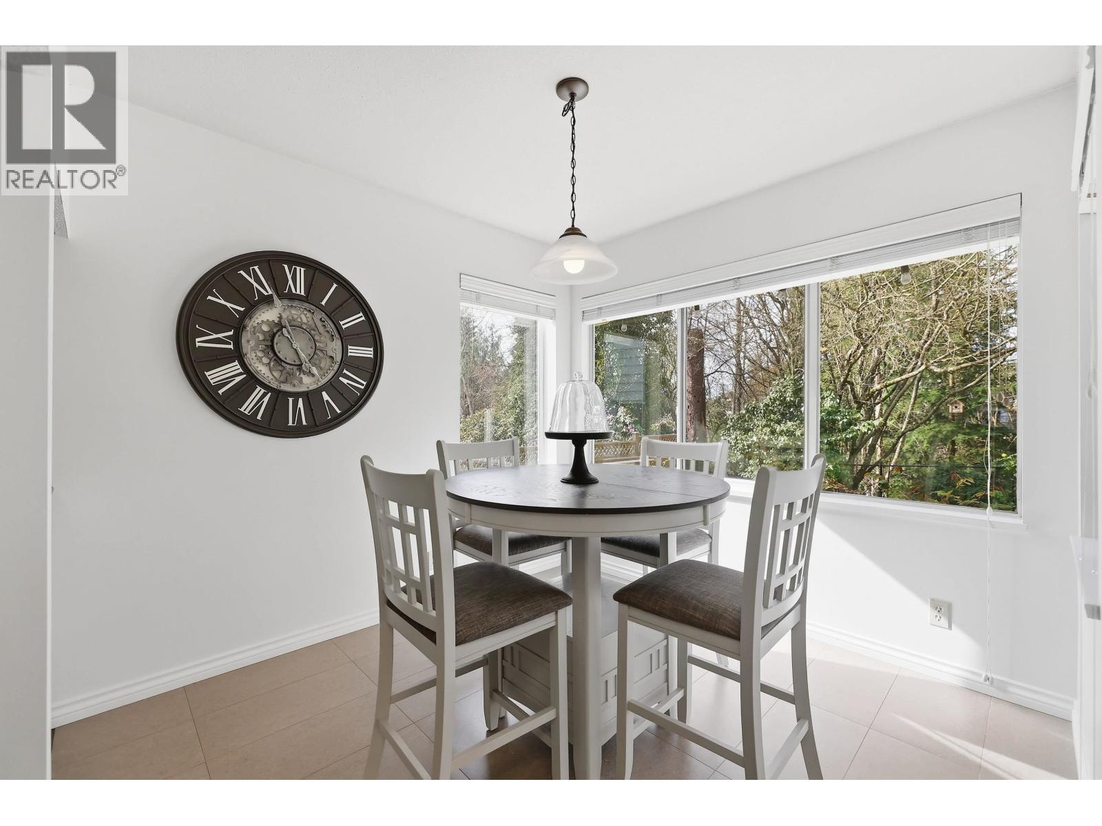 1330 Cimarron Drive, Coquitlam, British Columbia  V3B 7B3 - Photo 7 - R3107324